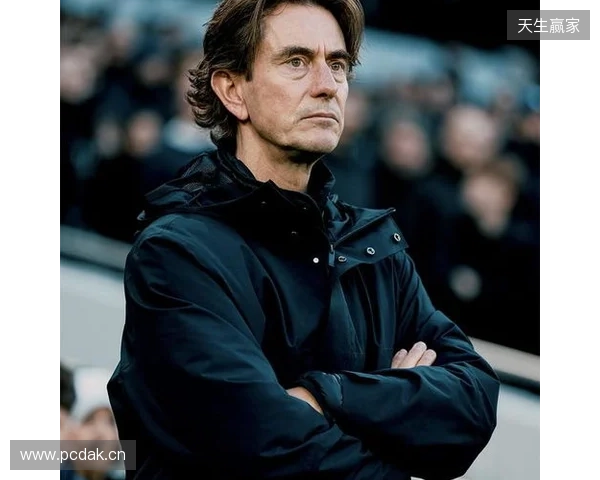 官方：热刺主帅托马斯-弗兰克已被俱乐部解雇