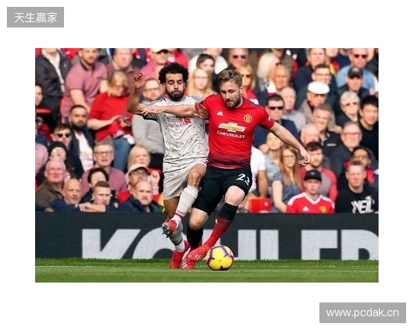 利物浦客战森林：萨拉赫、加克波、埃基蒂克首发，维尔茨出战