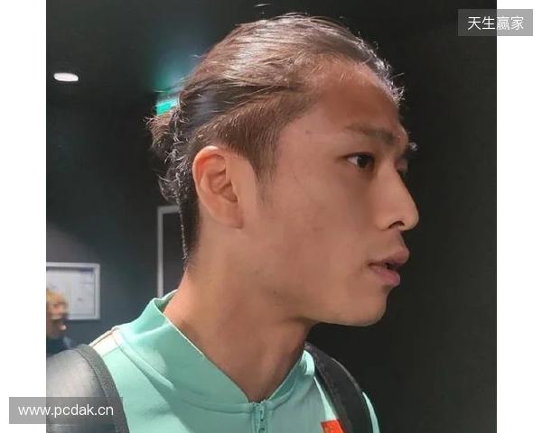 张玉宁:希望未来如果因实力不济输球的话,大家也能对我们包容 张玉宁:希望未来如果因实力不济输球的话,大家也能对我们包容