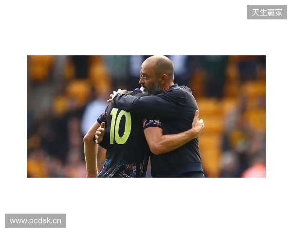 赫内斯:凯恩是最全面中锋,要是伊萨克值1.5亿欧他就值2.5亿 赫内斯:凯恩是最全面中锋,要是伊萨克值1.5亿欧他就值2.5亿