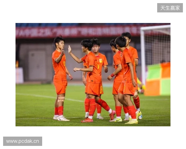 半场-U16中国男足1-1塔吉克斯坦男足U16 袁博涵造点并操刀命中 半场-U16中国男足1-1塔吉克斯坦男足U16 袁博涵造点并操刀命中